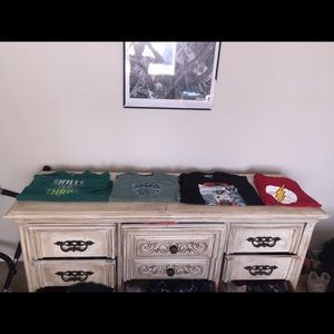 Bundle pack of shirts .